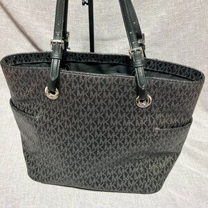 Michael Kors Tote